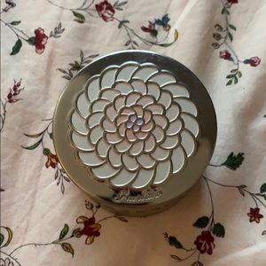 guerlain illuminating powder
